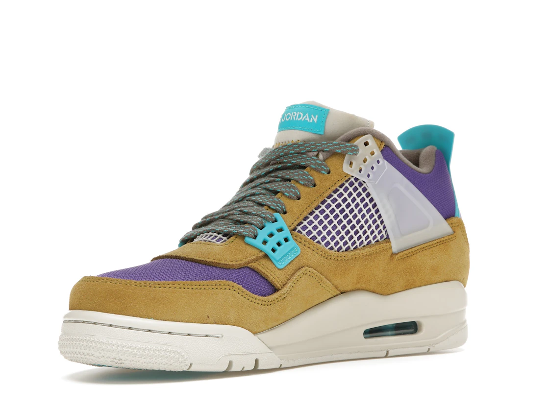 Vue 15 de Jordan 4 Retro SP 30th Anniversary Union Desert Moss