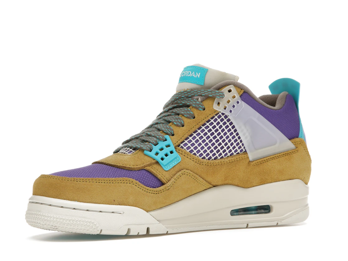 Vue 16 de Jordan 4 Retro SP 30th Anniversary Union Desert Moss