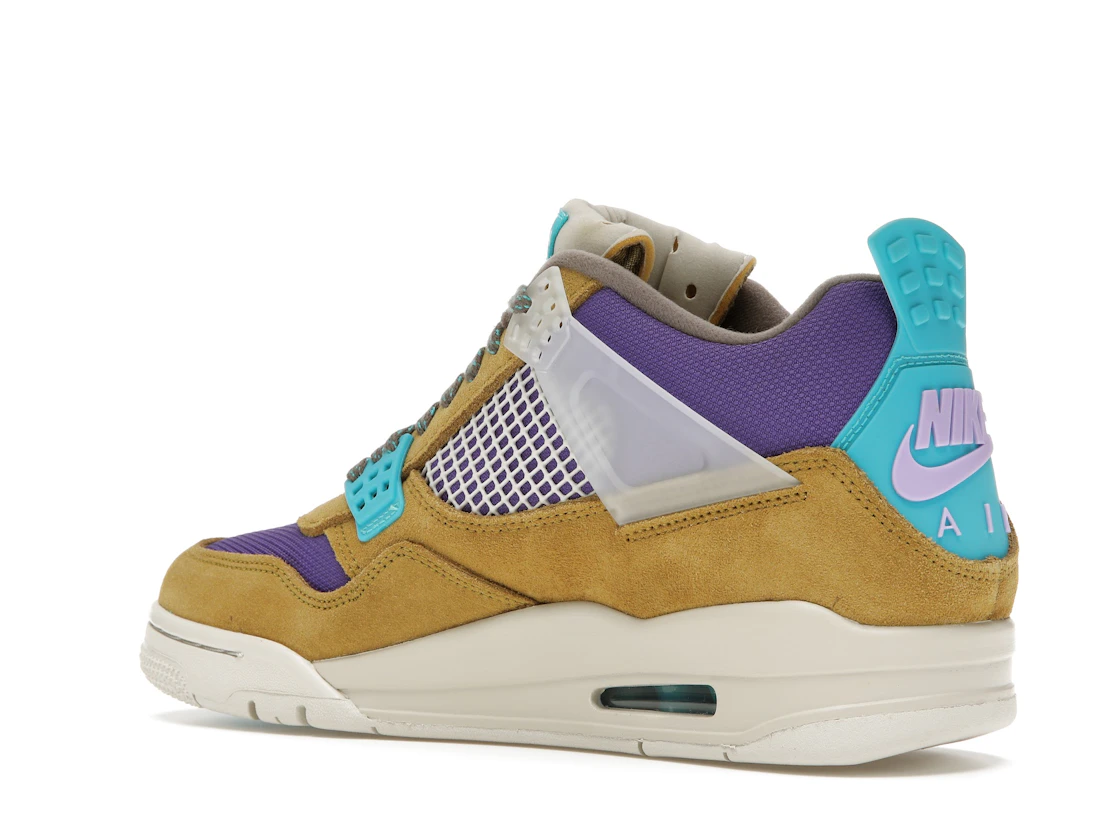 Vue 23 de Jordan 4 Retro SP 30th Anniversary Union Desert Moss