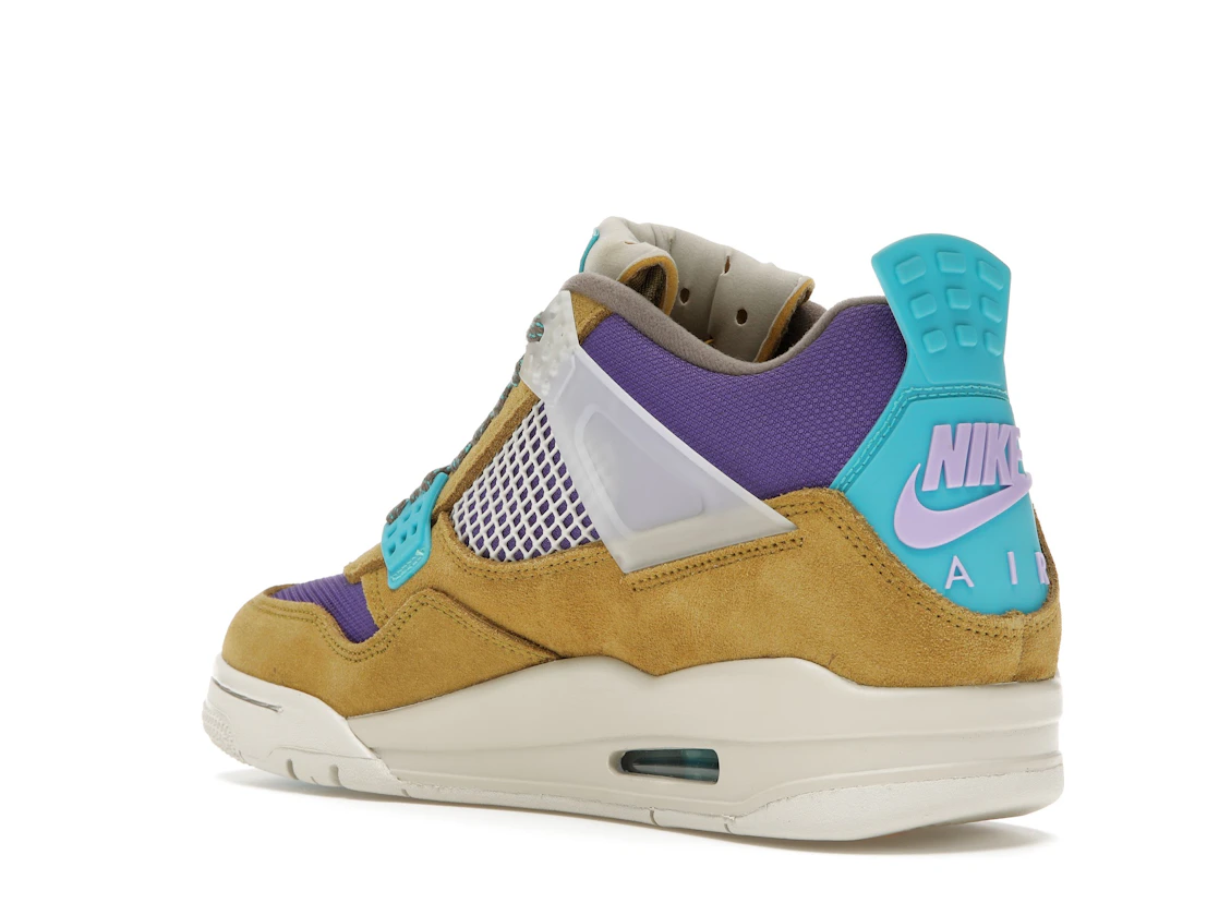 Vue 24 de Jordan 4 Retro SP 30th Anniversary Union Desert Moss