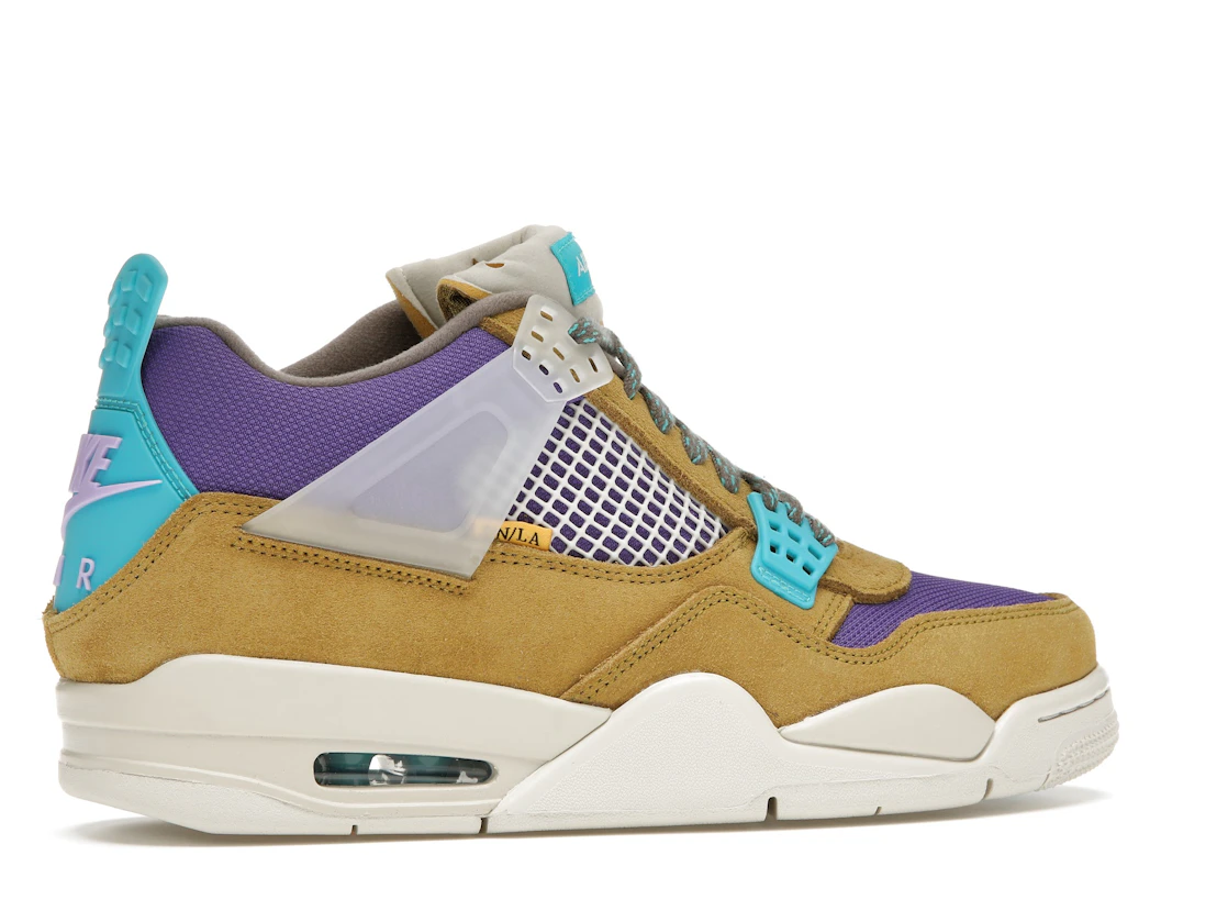 Vue 35 de Jordan 4 Retro SP 30th Anniversary Union Desert Moss