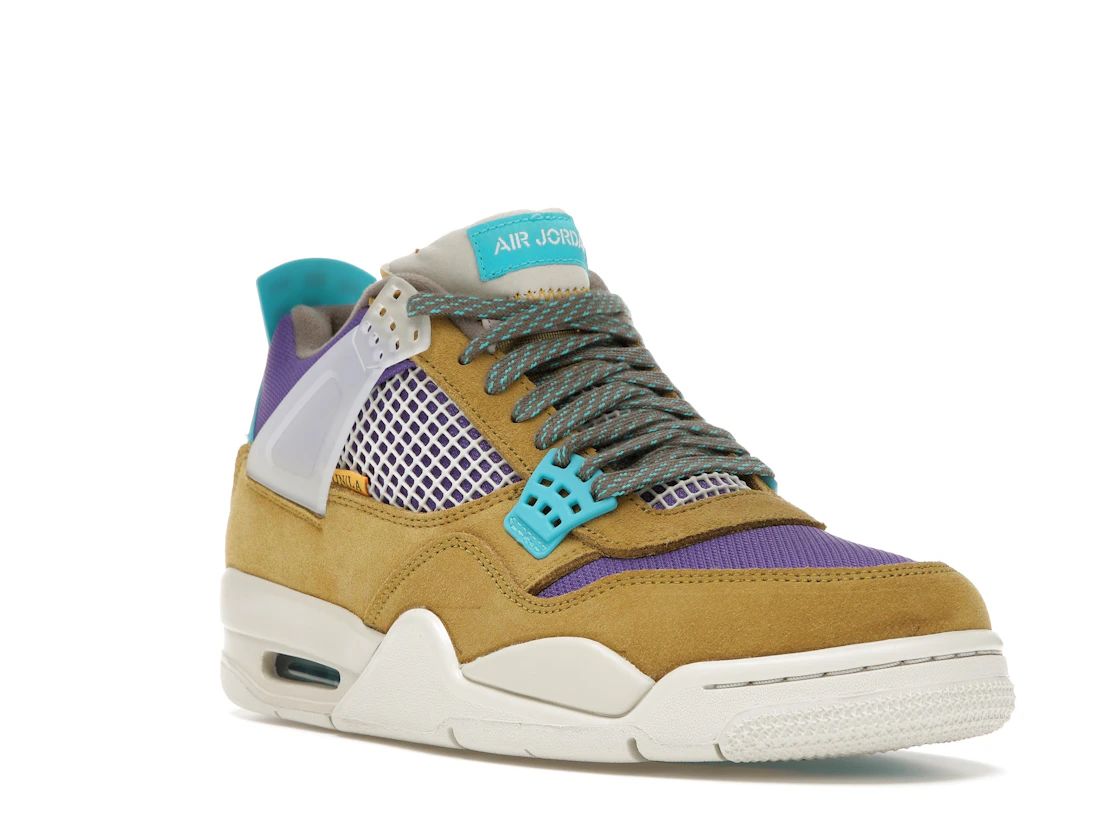 Vue 6 de Jordan 4 Retro SP 30th Anniversary Union Desert Moss
