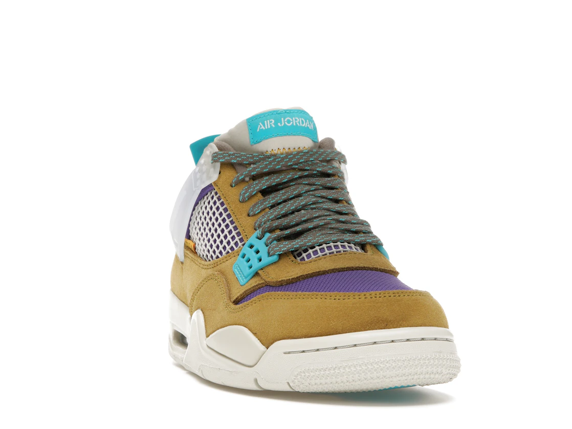 Vue 8 de Jordan 4 Retro SP 30th Anniversary Union Desert Moss