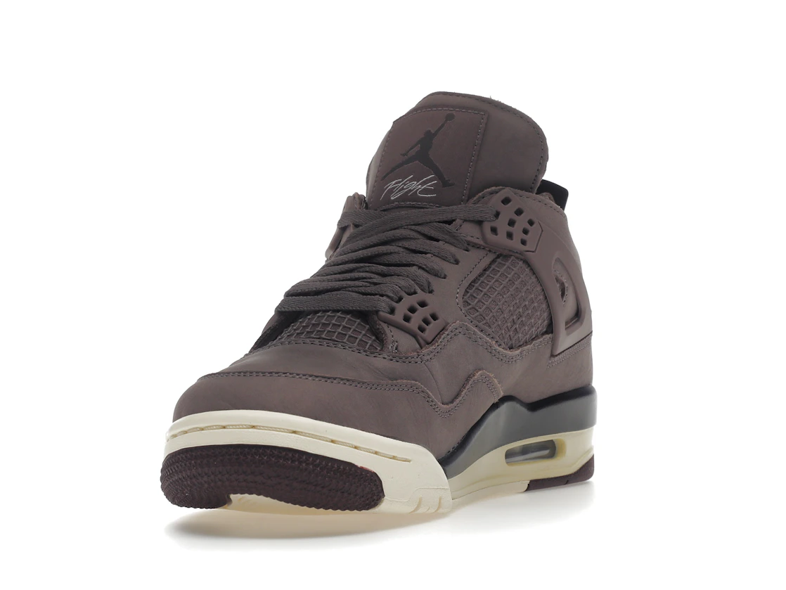 Vue 13 de Jordan 4 Retro SP A Ma Maniére Violet Ore