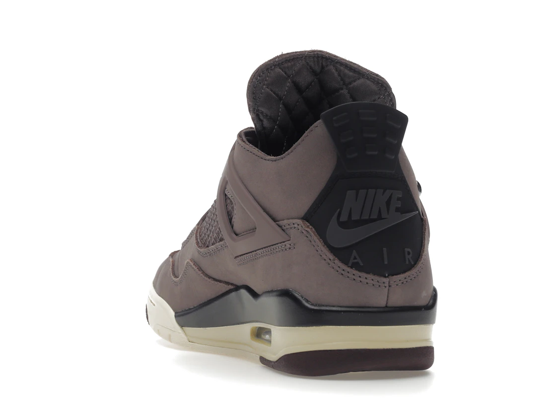 Vue 26 de Jordan 4 Retro SP A Ma Maniére Violet Ore