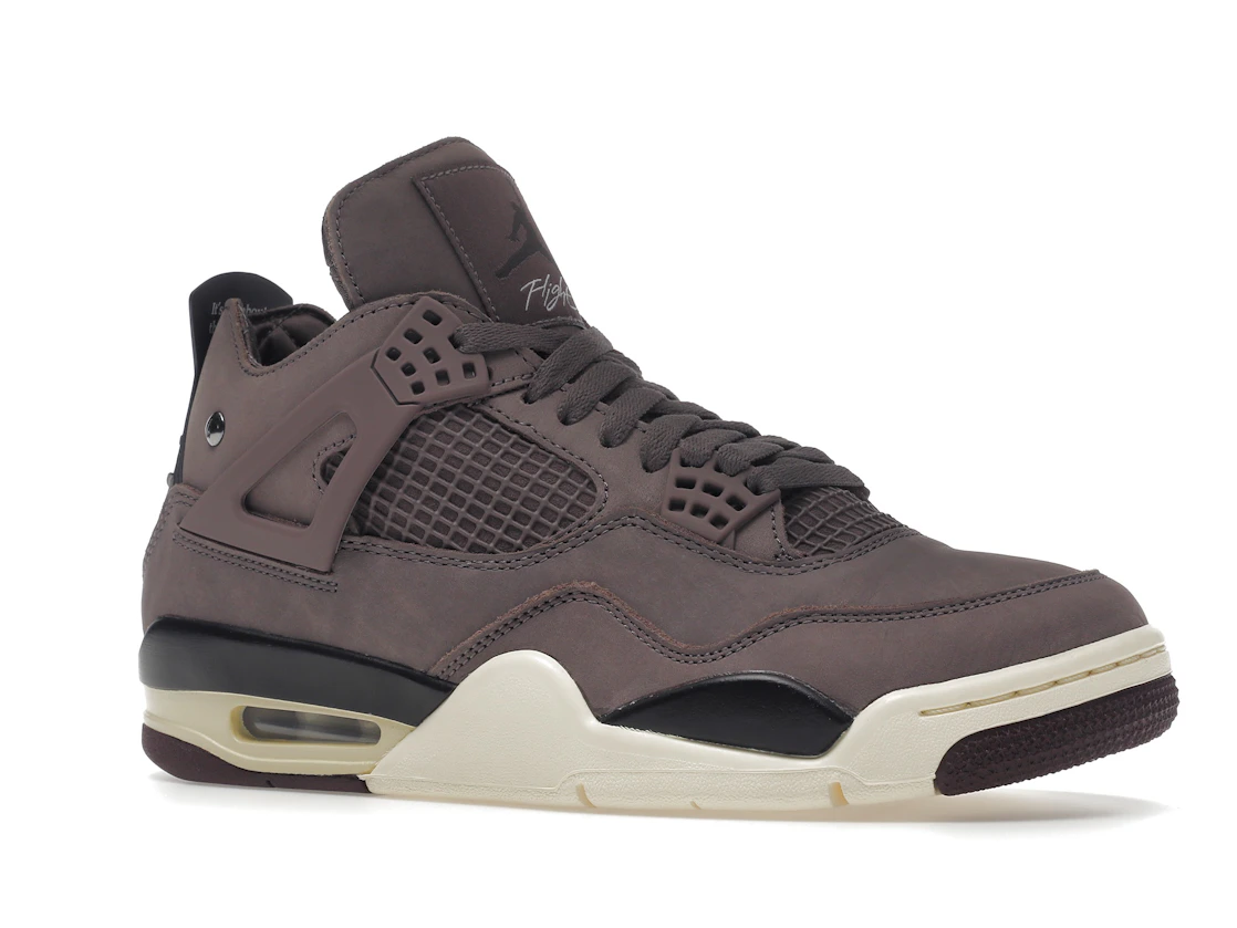 Vue 4 de Jordan 4 Retro SP A Ma Maniére Violet Ore