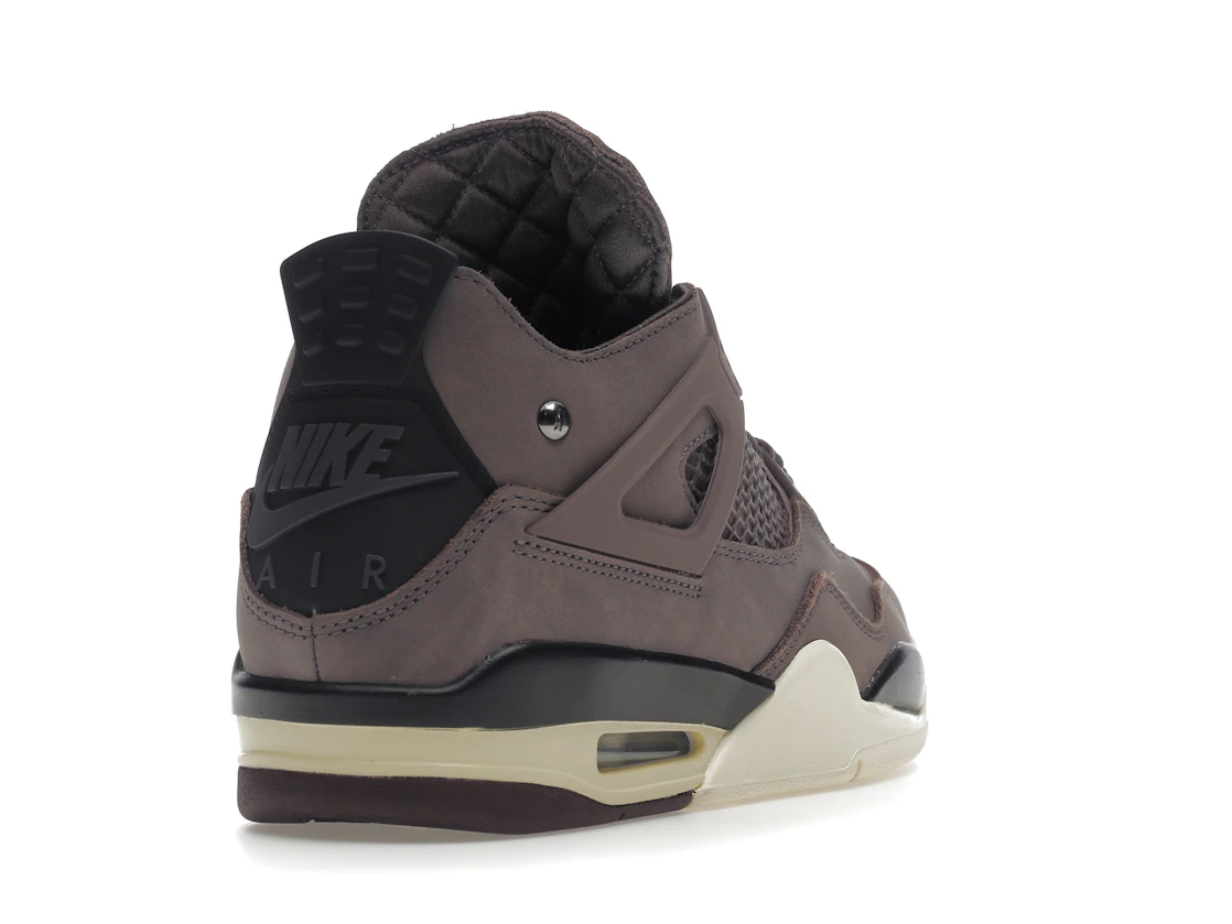 Vue 31 de Jordan 4 Retro SP A Ma Maniére Violet Ore