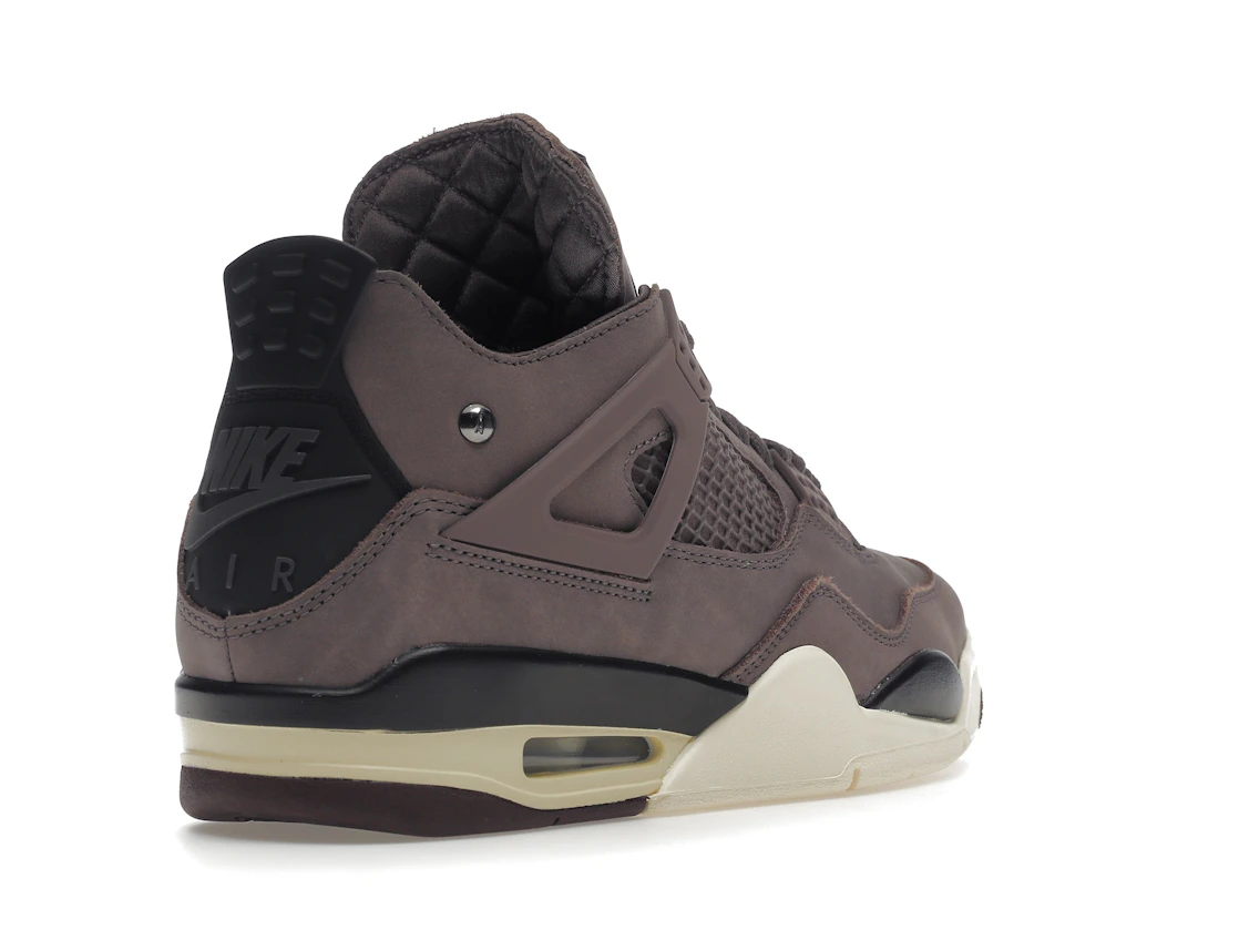 Vue 32 de Jordan 4 Retro SP A Ma Maniére Violet Ore