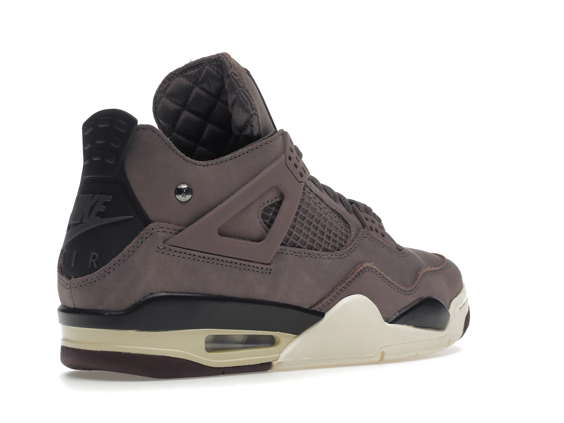 Vue 33 de Jordan 4 Retro SP A Ma Maniére Violet Ore