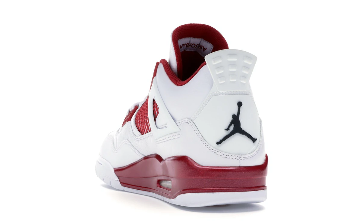 Vue 26 de Jordan 4 Retro Alternate 89