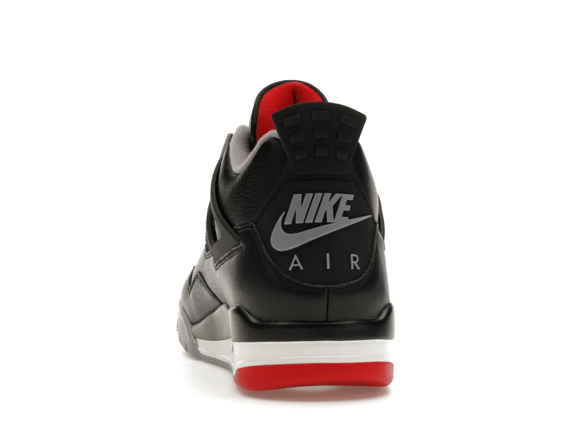 Vue 27 de Jordan 4 Retro Bred Reimagined