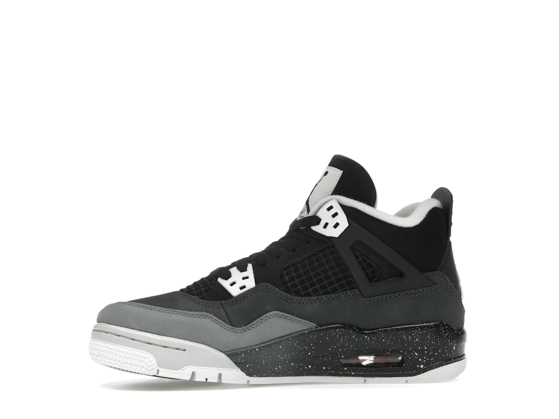 Vue 18 de Jordan 4 Retro Fear (2024) (GS)