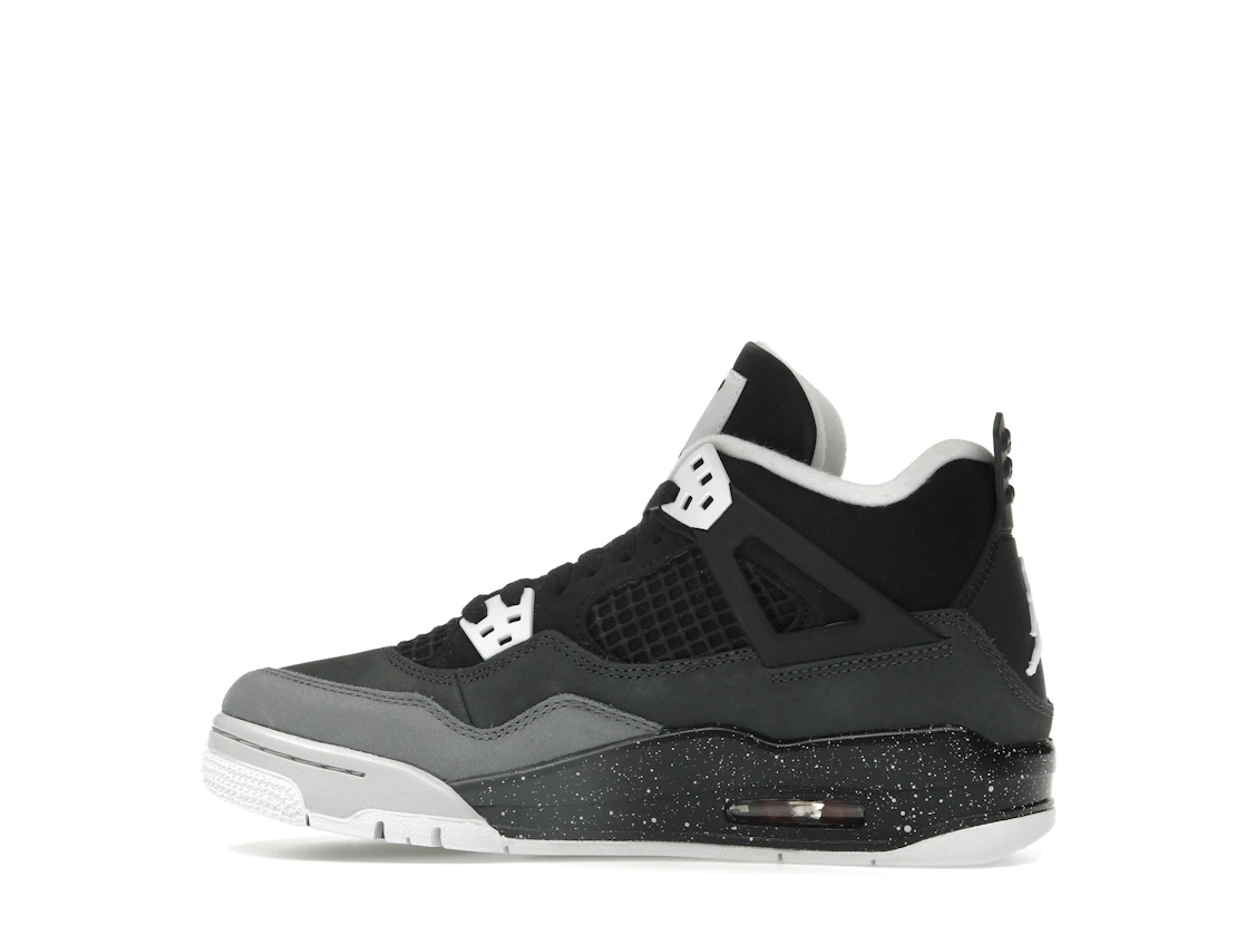 Vue 20 de Jordan 4 Retro Fear (2024) (GS)