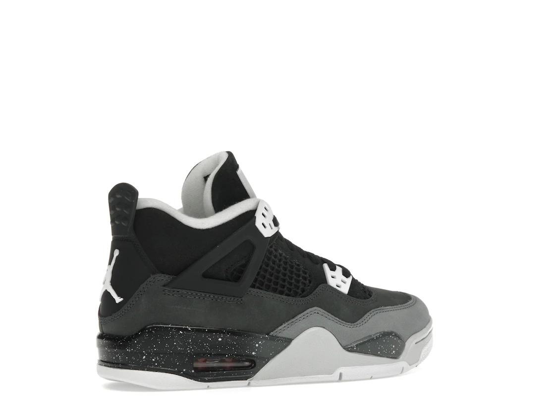 Vue 34 de Jordan 4 Retro Fear (2024) (GS)