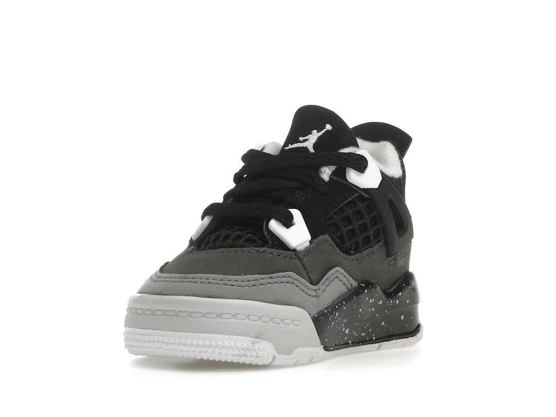 Vue 14 de Jordan 4 Retro Fear (2024) (TD)