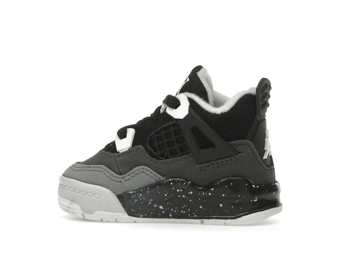 Vue 21 de Jordan 4 Retro Fear (2024) (TD)