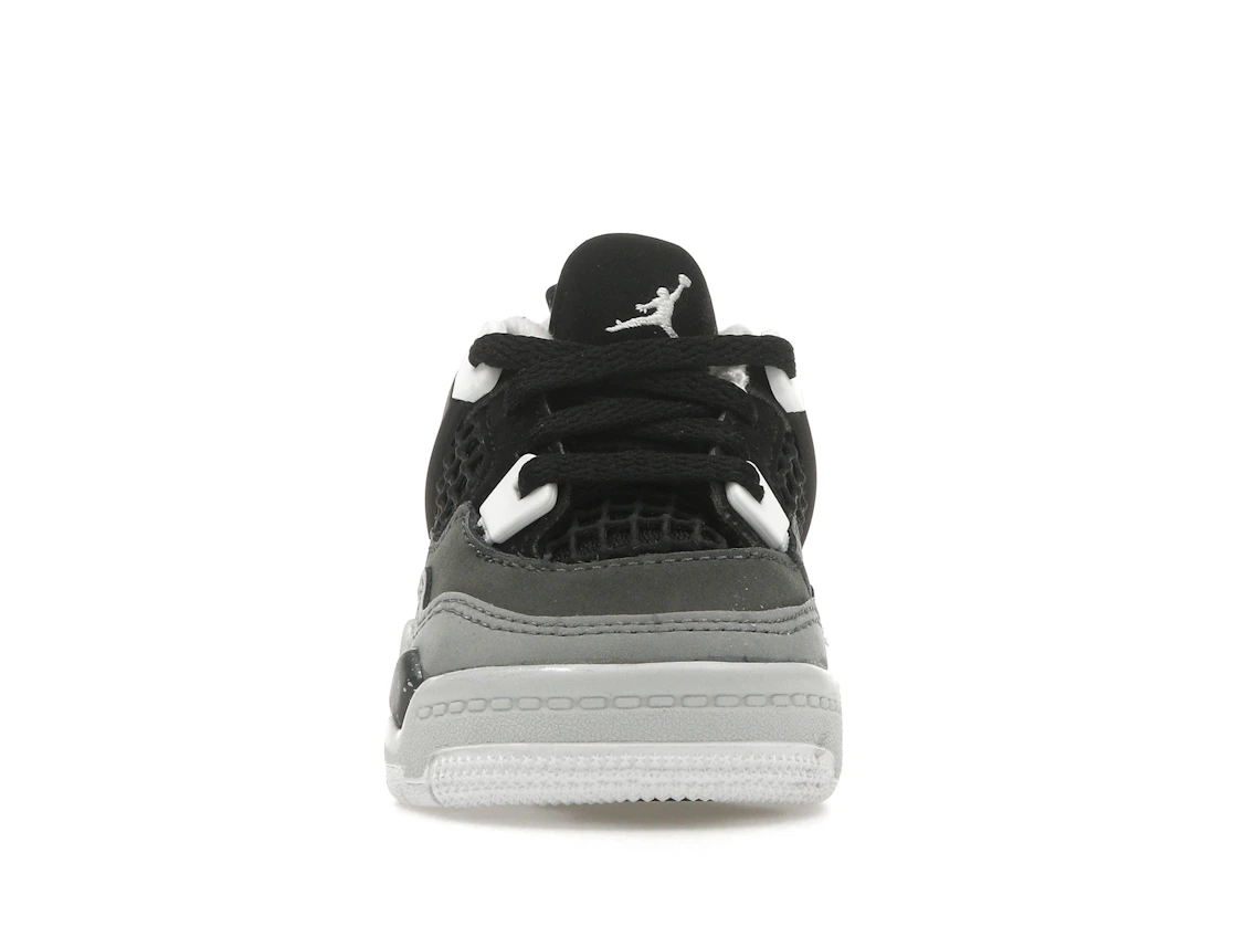 Vue 10 de Jordan 4 Retro Fear (2024) (TD)