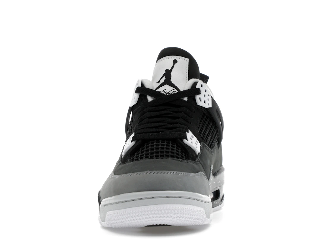 Vue 11 de Jordan 4 Retro Fear (2024)