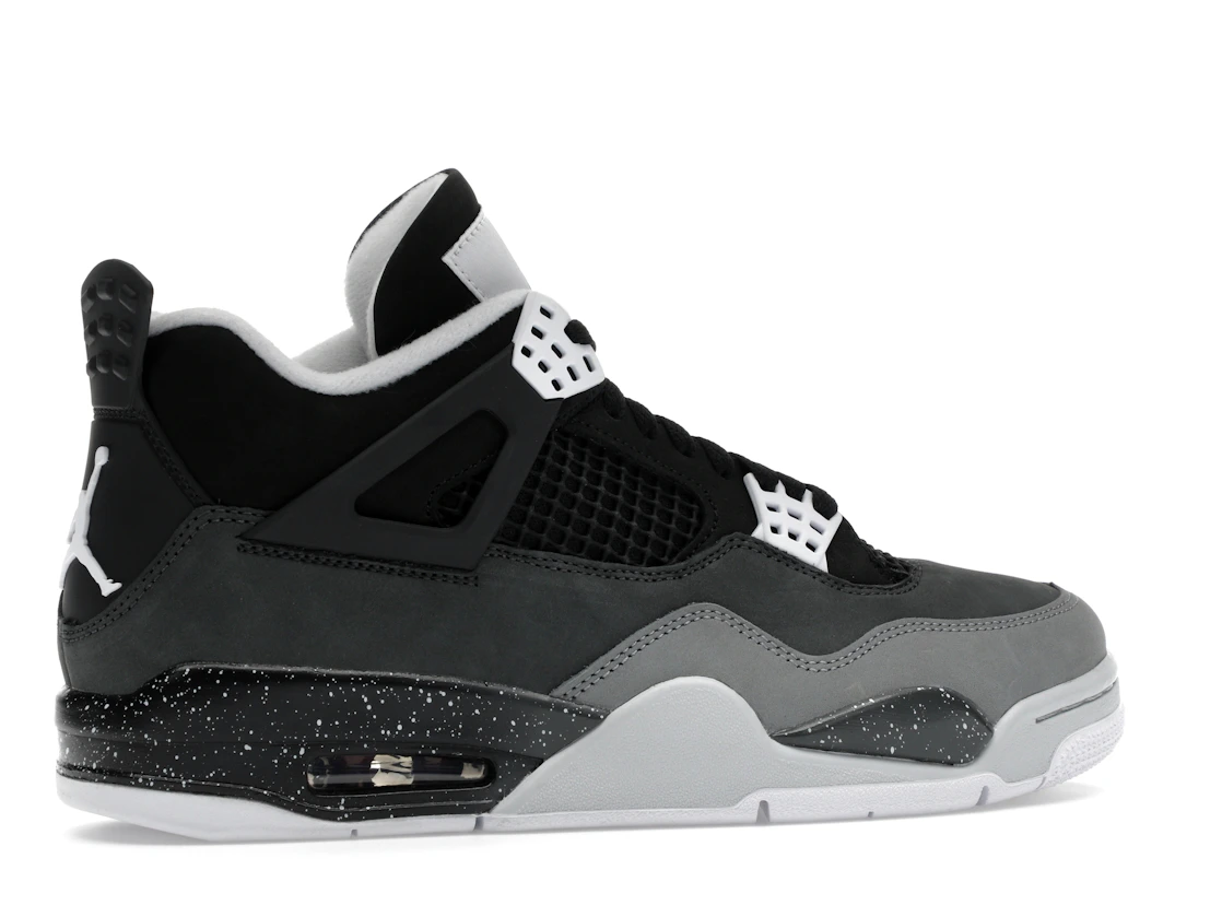 Vue 35 de Jordan 4 Retro Fear (2024)