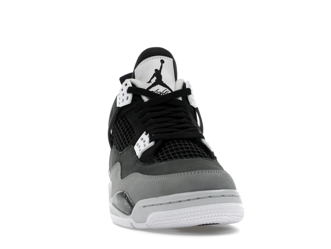 Vue 9 de Jordan 4 Retro Fear (2024)