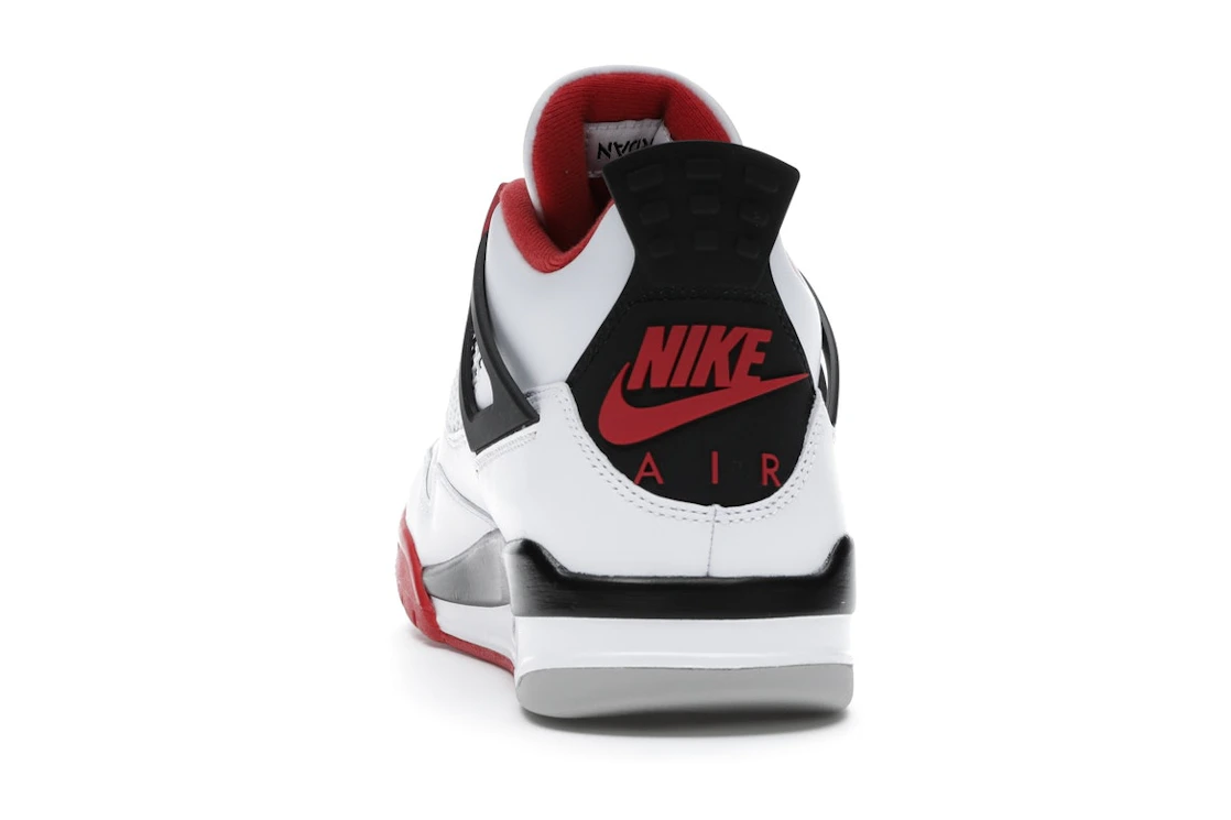 Vue 27 de Jordan 4 Retro Fire Red (2020)