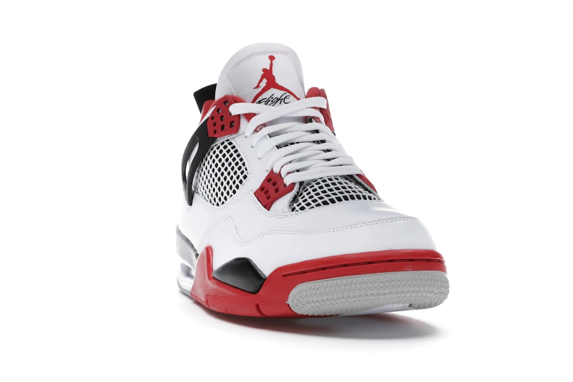 Vue 8 de Jordan 4 Retro Fire Red (2020)