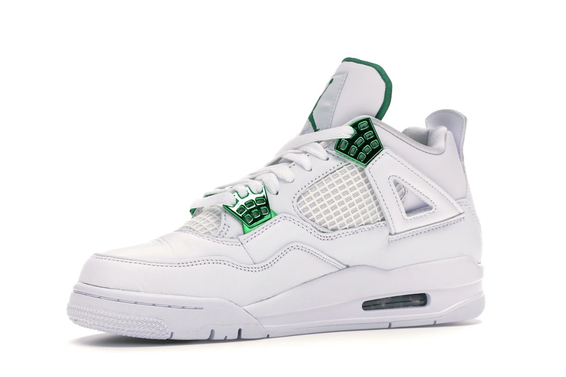 Vue 16 de Jordan 4 Retro Metallic Green