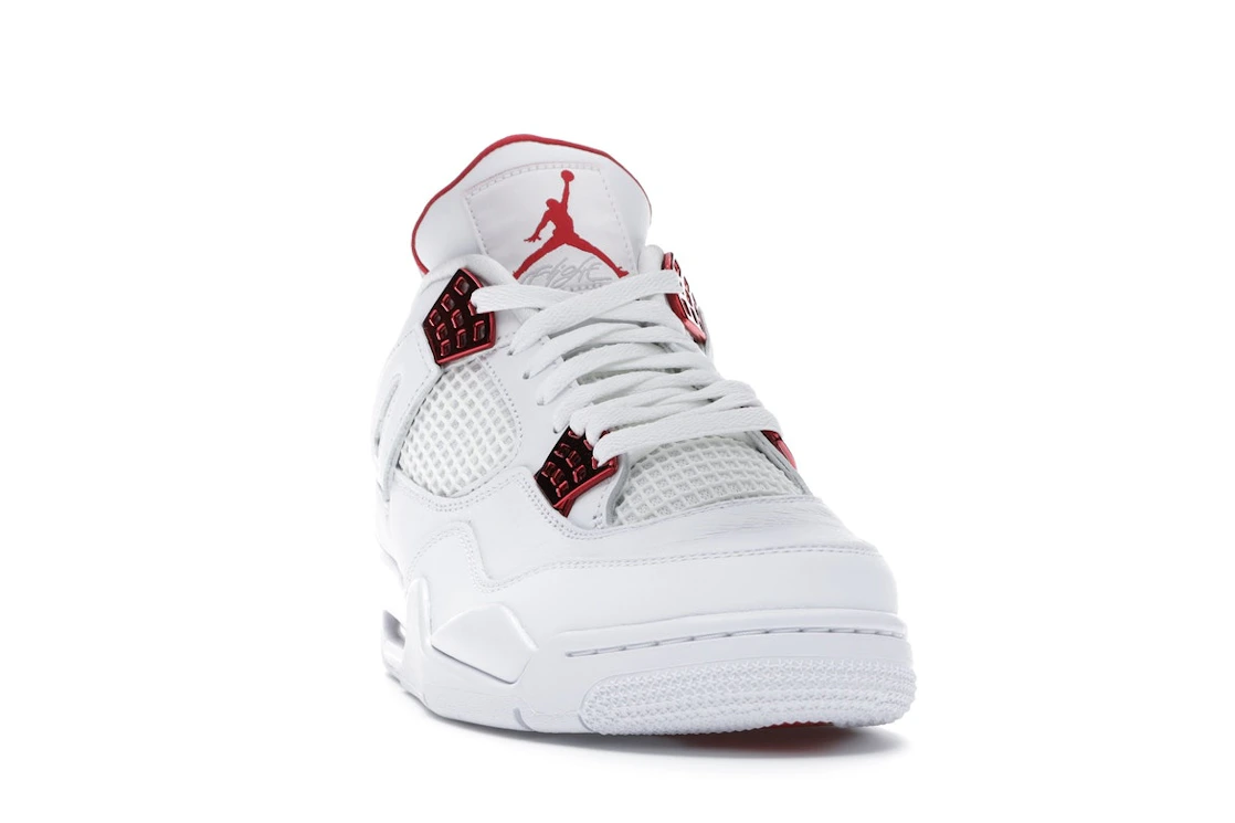 Vue 8 de Jordan 4 Retro Metallic Red