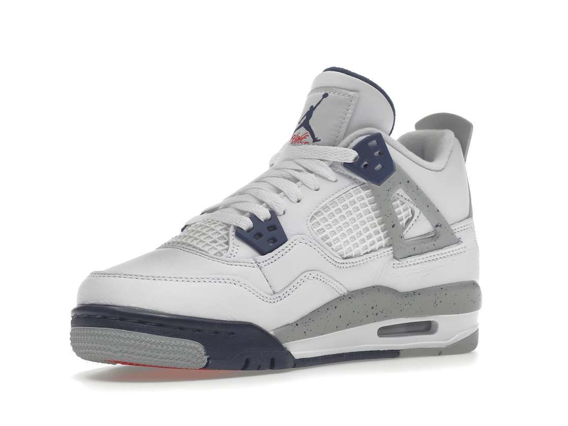 Vue 15 de Jordan 4 Retro Midnight Navy (GS)