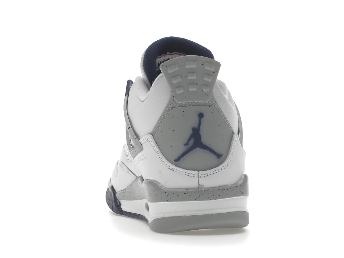 Vue 27 de Jordan 4 Retro Midnight Navy (GS)