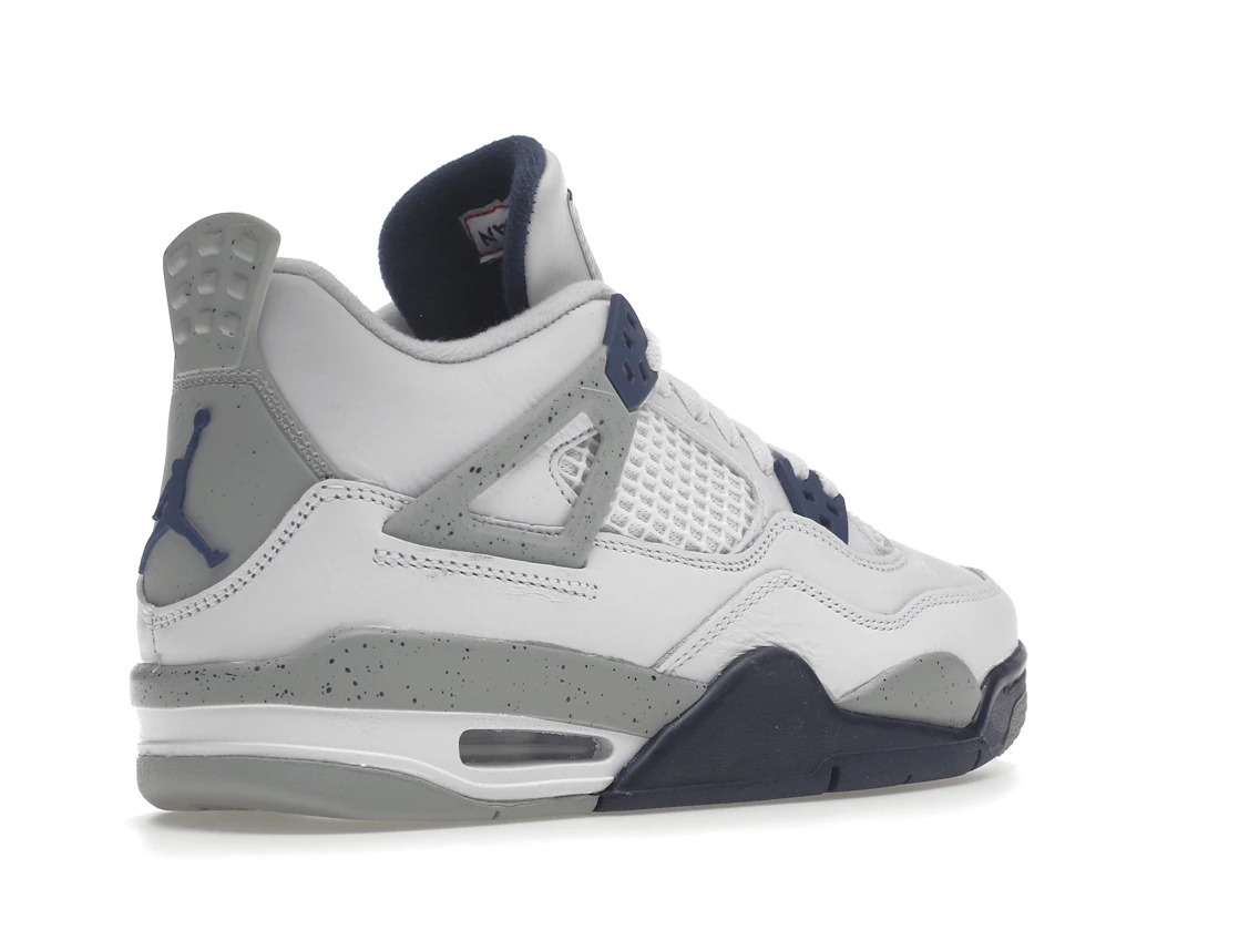 Vue 33 de Jordan 4 Retro Midnight Navy (GS)