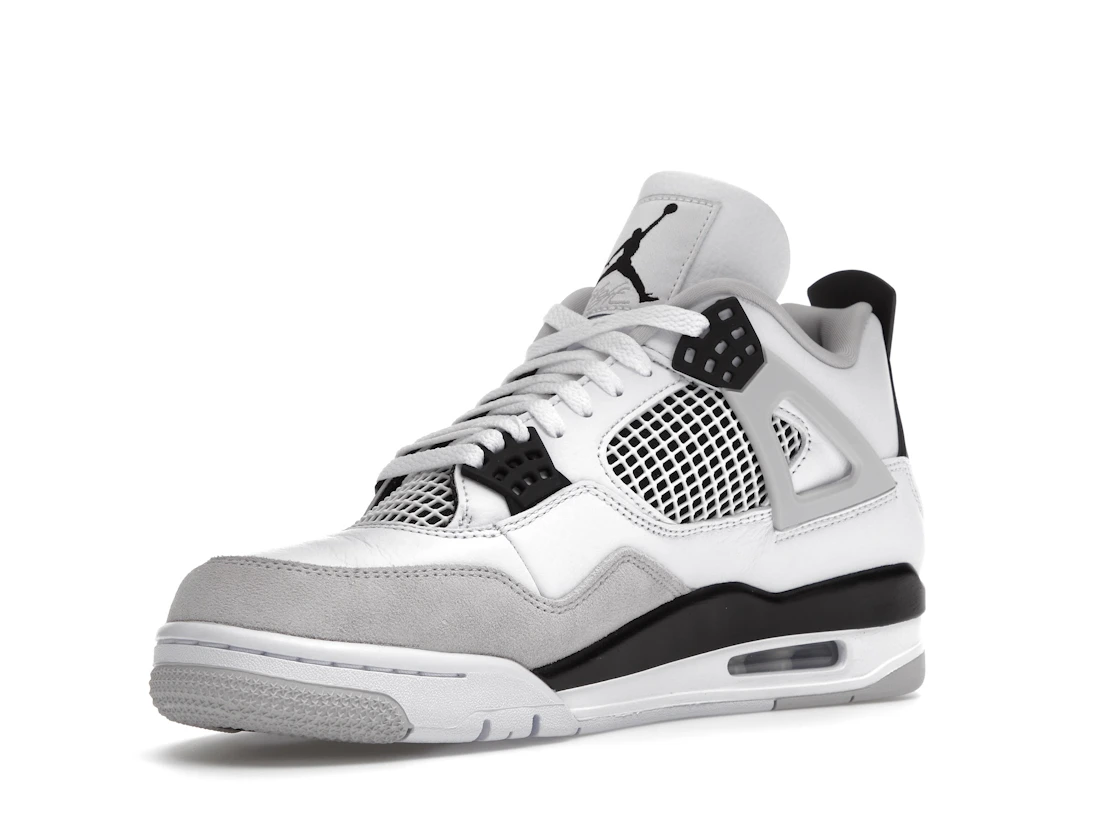 Vue 15 de Jordan 4 Retro Military Black