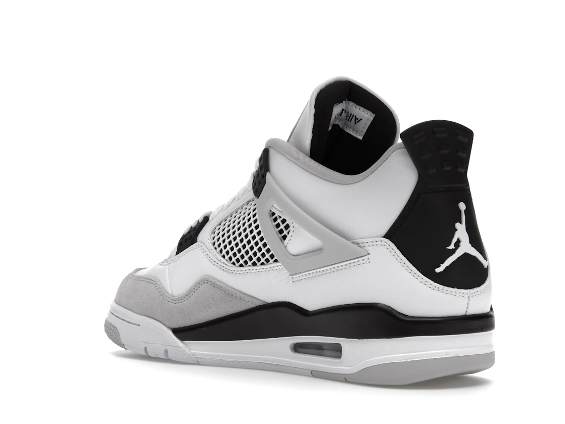 Vue 24 de Jordan 4 Retro Military Black