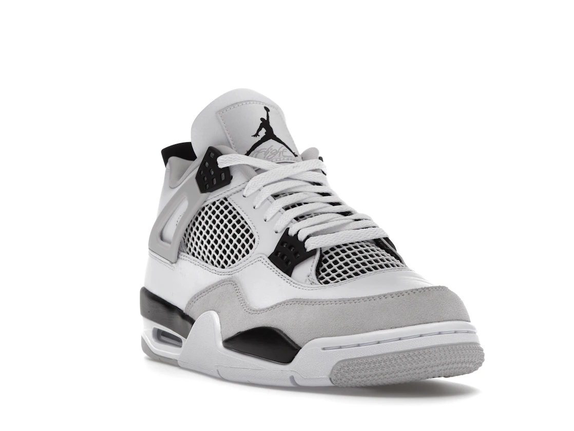 Vue 7 de Jordan 4 Retro Military Black