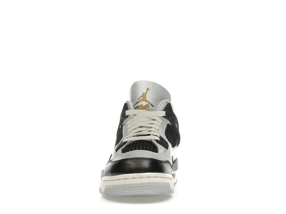Vue 11 de Jordan 4 Retro Platinum Gold (GS)