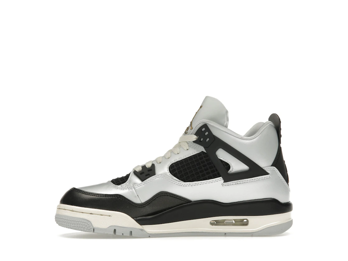 Vue 19 de Jordan 4 Retro Platinum Gold (GS)