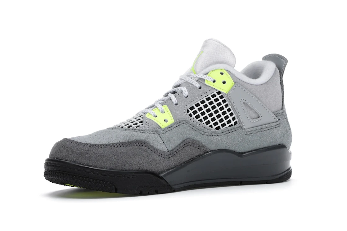 Vue 16 de Jordan 4 Retro SE 95 Neon (PS)