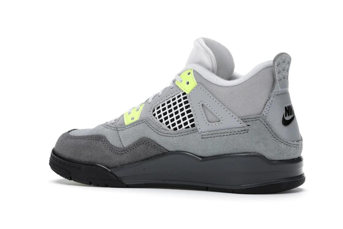 Vue 22 de Jordan 4 Retro SE 95 Neon (PS)