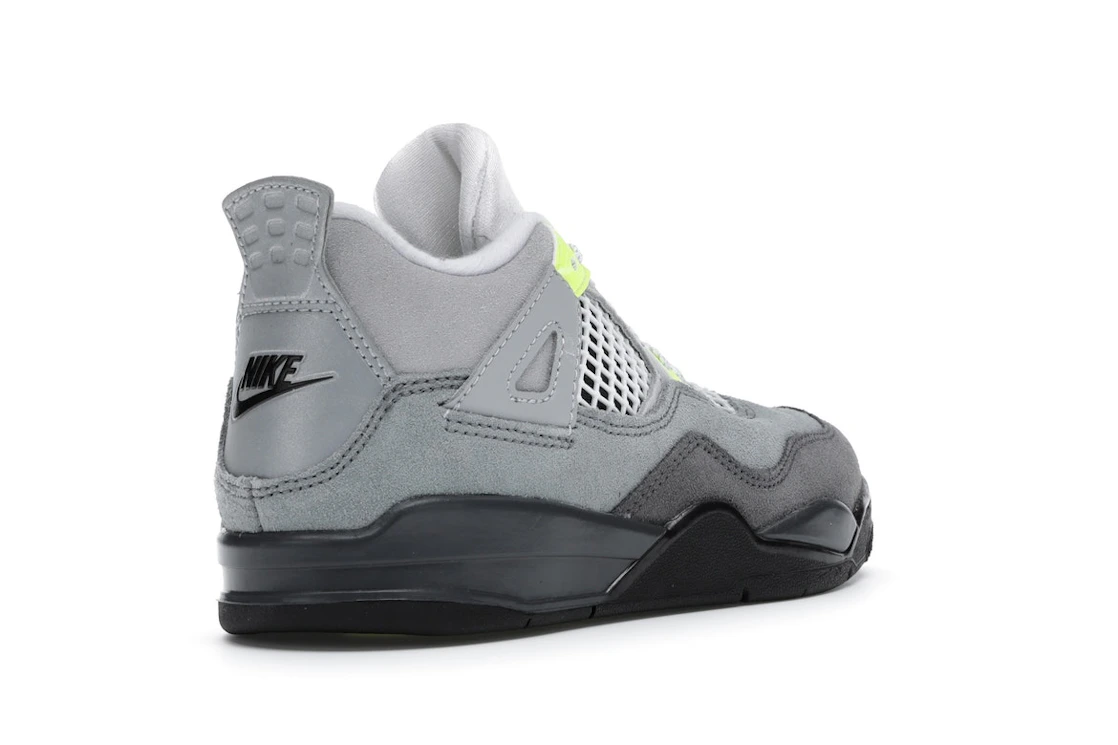 Vue 32 de Jordan 4 Retro SE 95 Neon (PS)