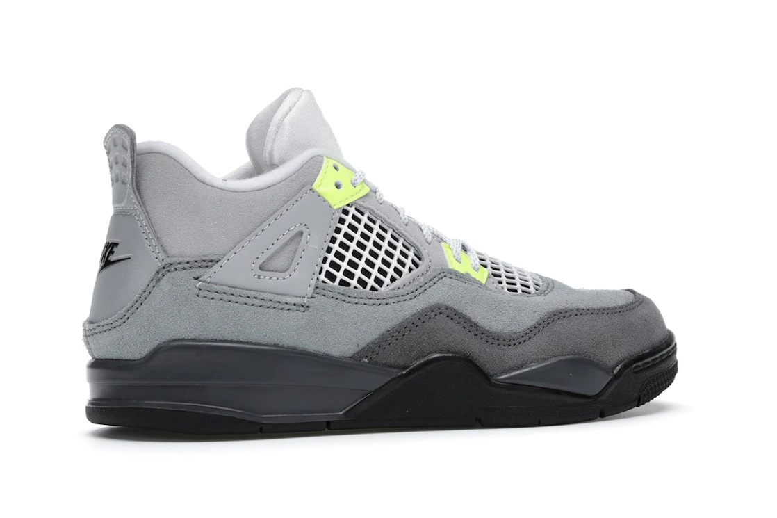 Vue 35 de Jordan 4 Retro SE 95 Neon (PS)