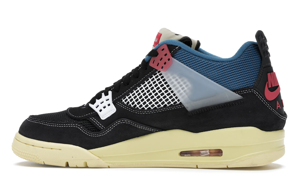 Vue 20 de Jordan 4 Retro Union Off Noir