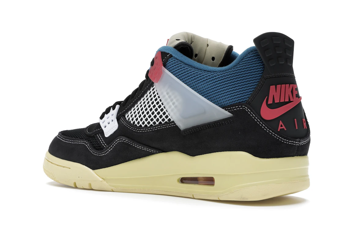 Vue 23 de Jordan 4 Retro Union Off Noir