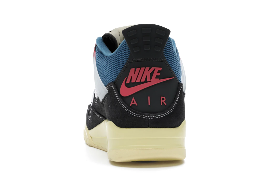 Vue 27 de Jordan 4 Retro Union Off Noir
