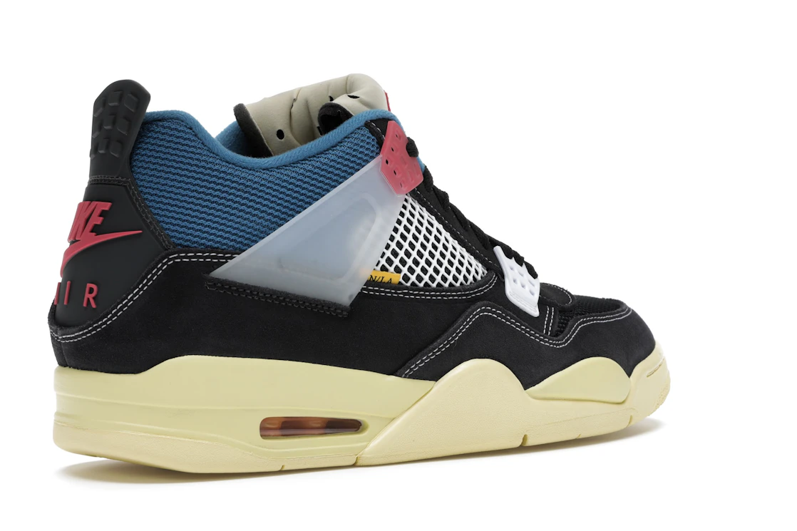 Vue 33 de Jordan 4 Retro Union Off Noir