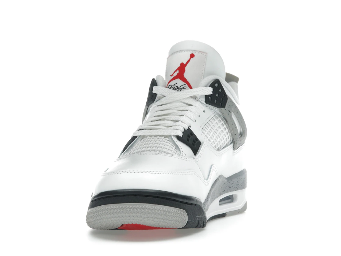 Vue 12 de Jordan 4 Retro White Cement (2025)