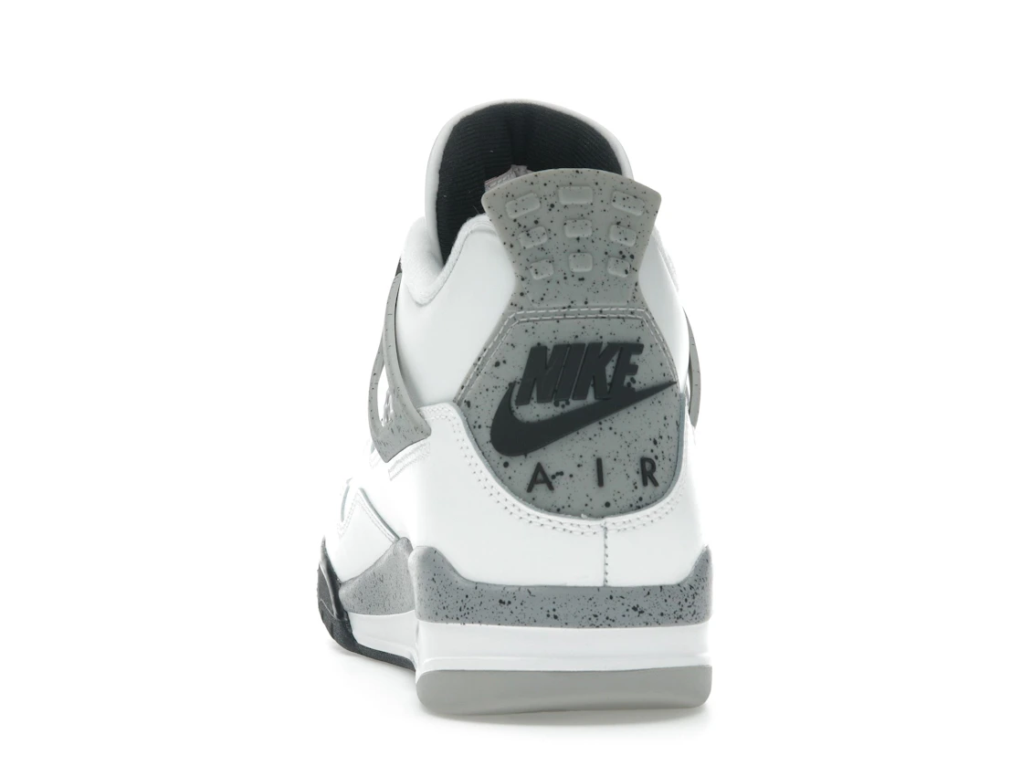 Vue 27 de Jordan 4 Retro White Cement (2025)