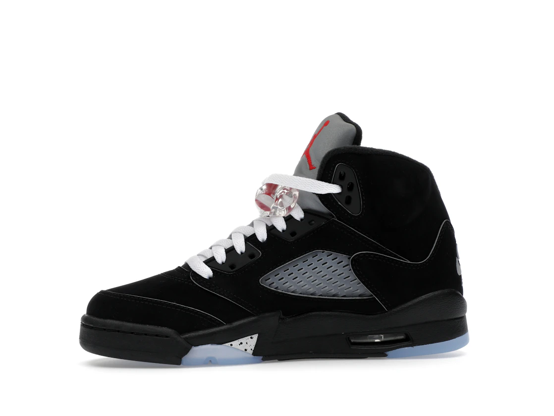 Vue 18 de Jordan 5 Retro OG Black Metallic Reimagined (GS)