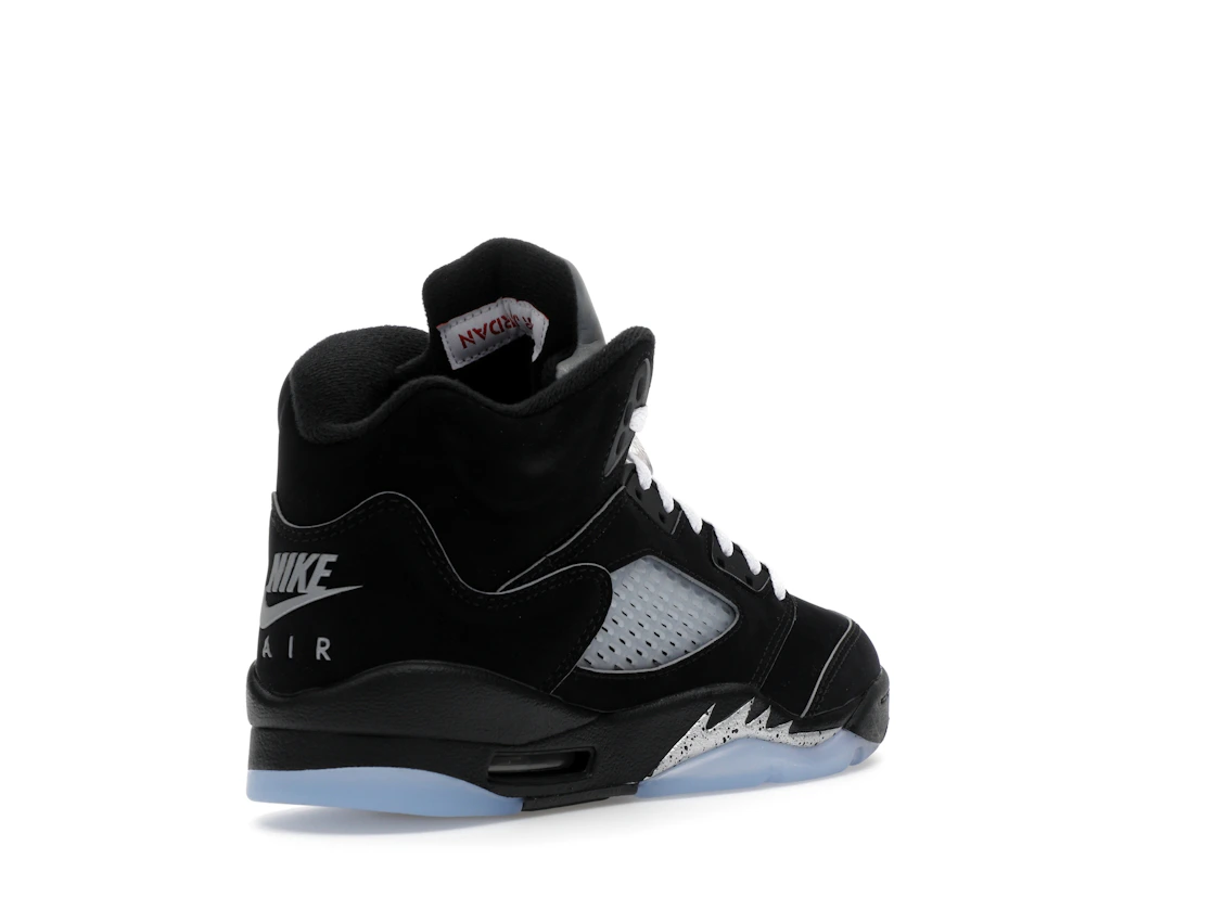 Vue 32 de Jordan 5 Retro OG Black Metallic Reimagined (GS)