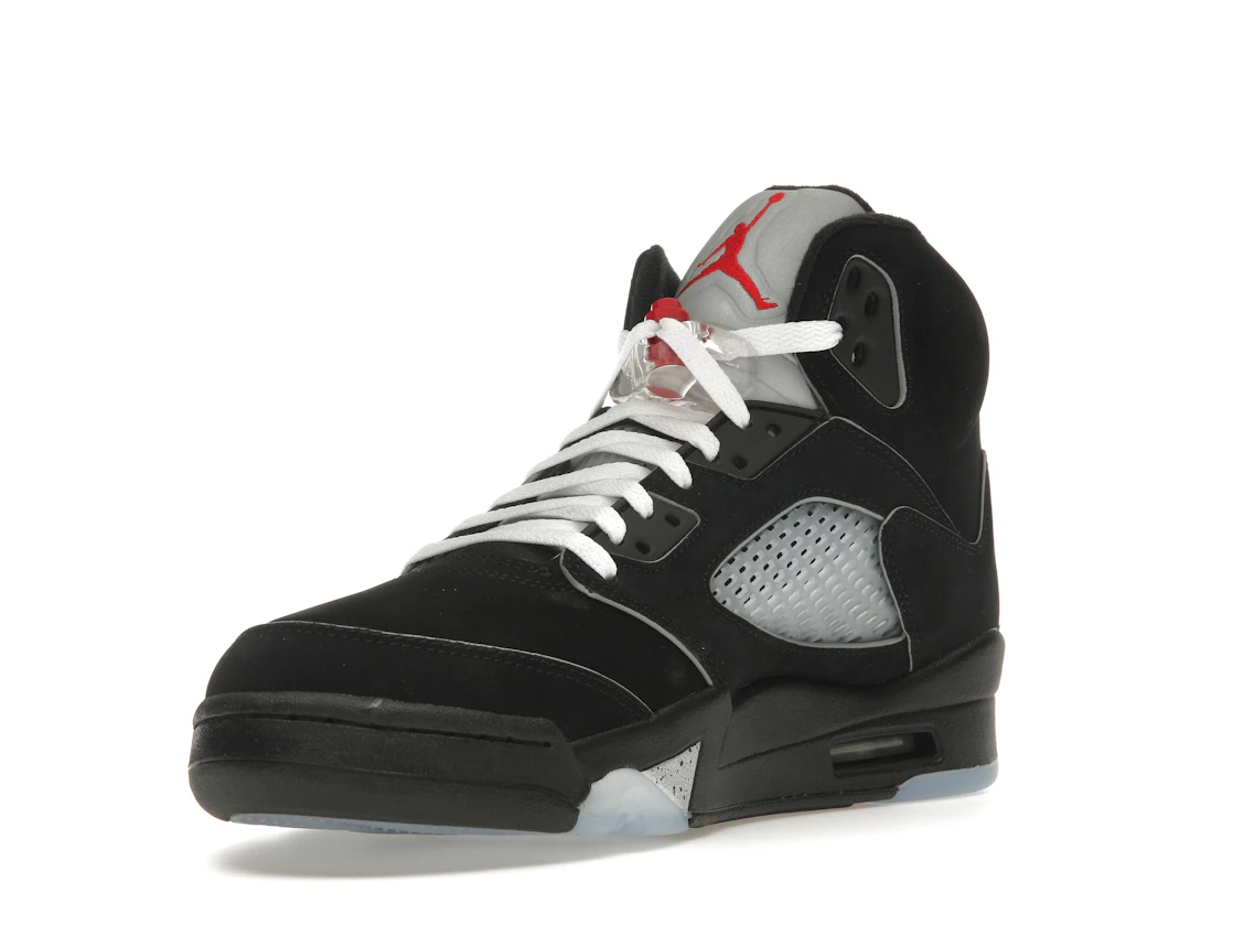 Vue 14 de Jordan 5 Retro OG Black Metallic Reimagined