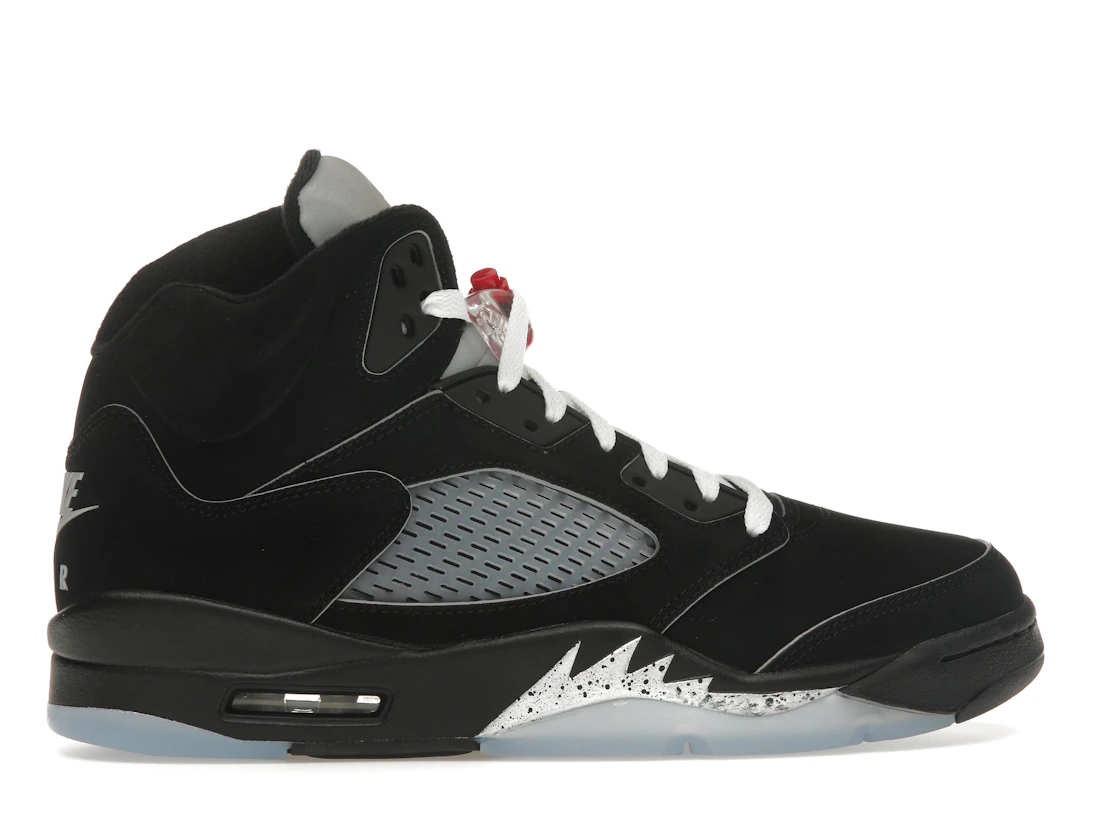 Vue 36 de Jordan 5 Retro OG Black Metallic Reimagined